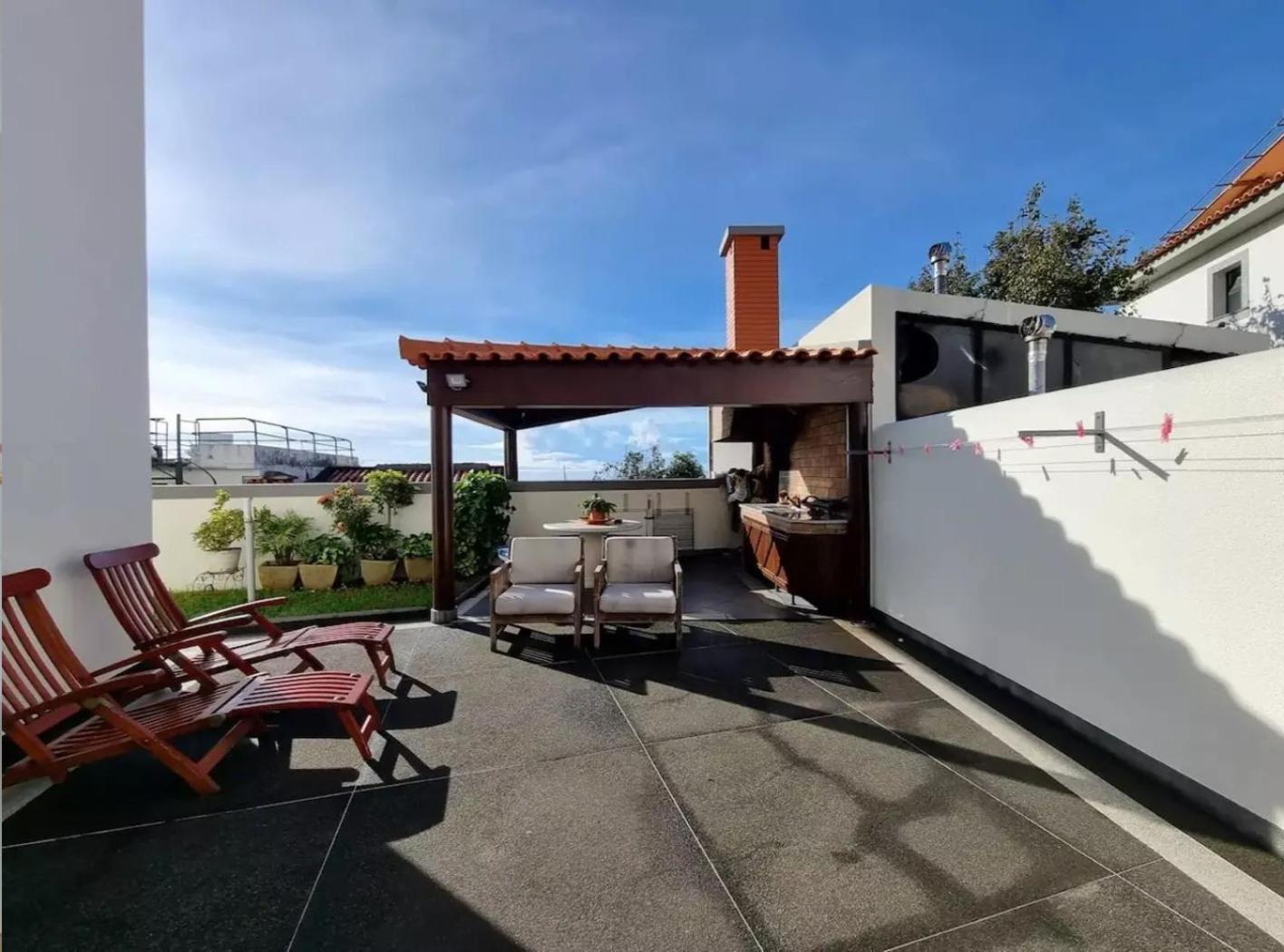 Dos Saltos - Sea View, Parking, Ac & Barbecue Casa de Férias